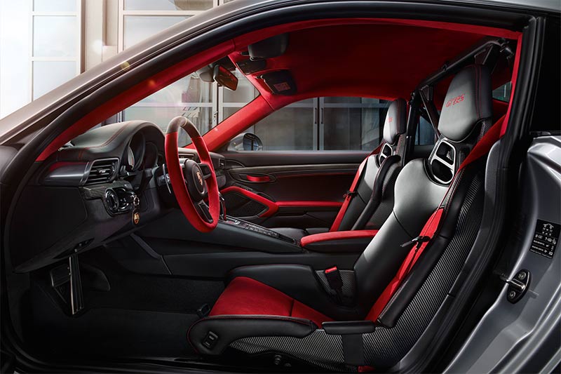 Porsche 911 GT2 RS - Interieur