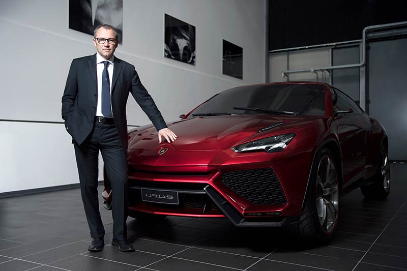 Lamborghini Urus und Stefano Domenicali