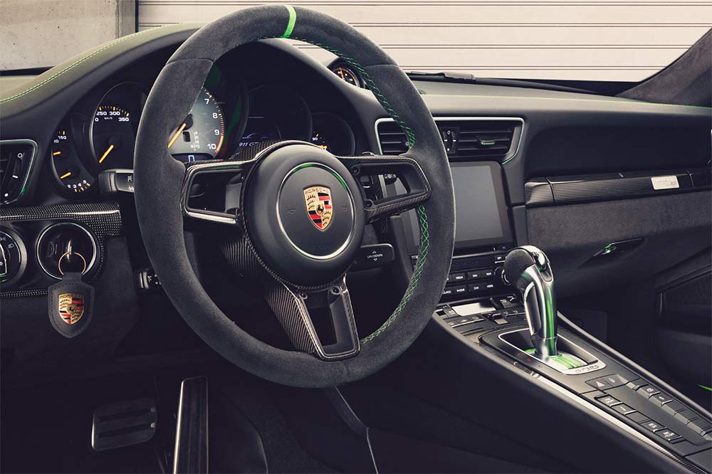 Porsche 911 GT3 RS Weissach Paket
