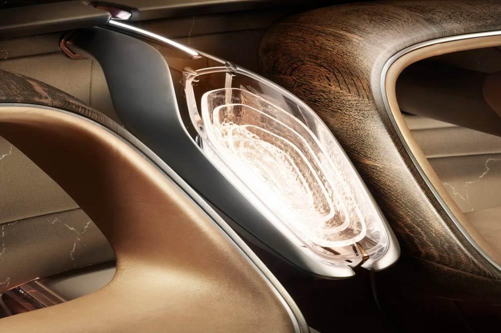 Bentley EXP 100 GT - Interieur mit KI