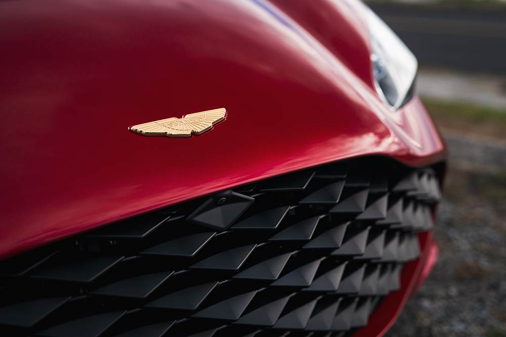 Aktiver Frontgrill beim DBS GT