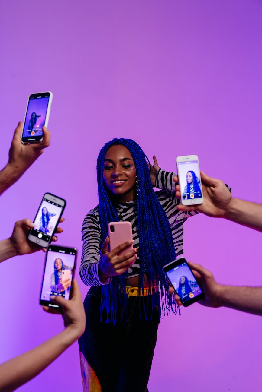 woman holding her smartphone